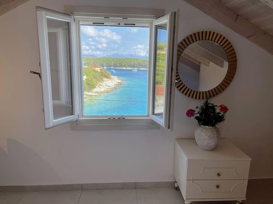 Paradise House Apart3, 5Min Walking Distance To Fiskardo Center Exterior photo